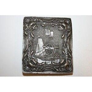 Vintage 1975 USA Flag Civil War Commemorative Brass Belt Buckle RARE